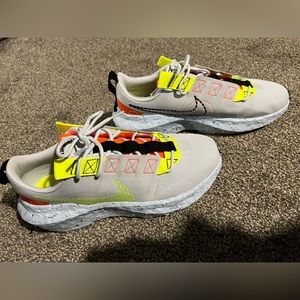 Womens nike crater impact size 8